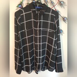 Apt. 9 Women's Black and White blouse